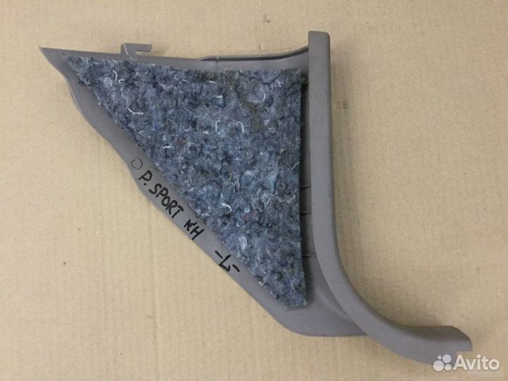 Обшивка стойки передней Mitsubishi Pajero KH