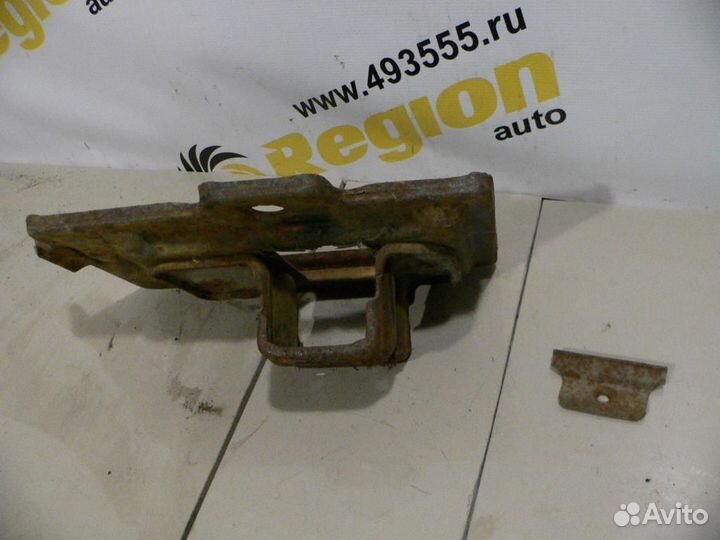 Крепление аккумулятора Hyundai-KIA Santa Fe (SM)