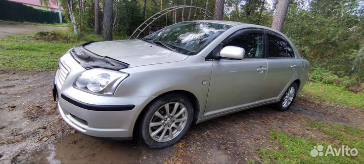Toyota Avensis 2.0 МТ, 2004, 235 000 км