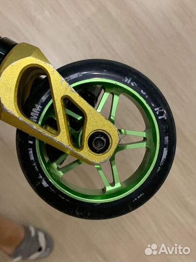 Трюковой самокат