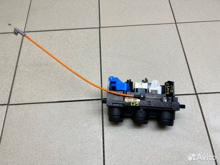 Блок управления отопителем Renault Duster пробег