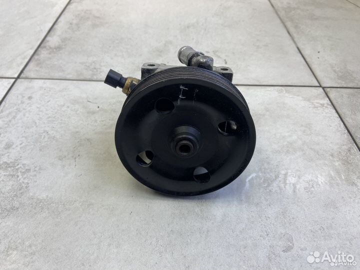 Насос гур Ford Focus 1