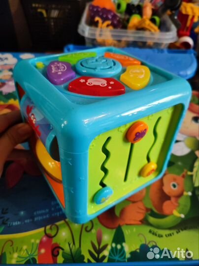 Интерактивный кубик BabyGo