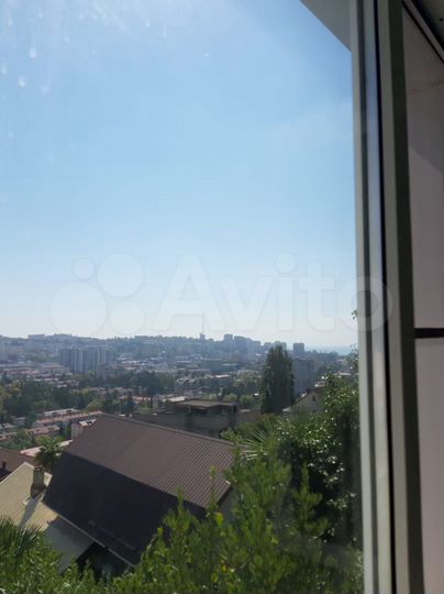 2-к. квартира, 40 м², 2/4 эт.