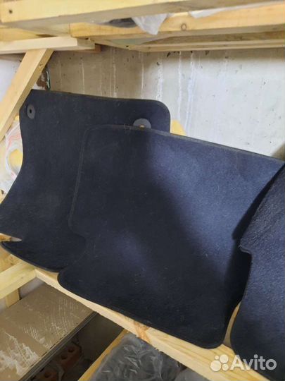 Автомобильные коврики пассат