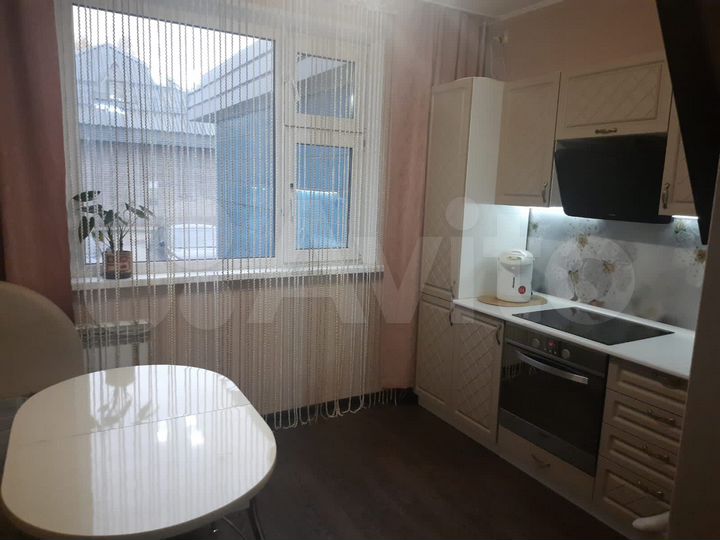 2-к. квартира, 58,8 м², 1/16 эт.