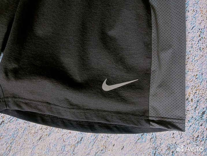 Шорты nike с перфорацией