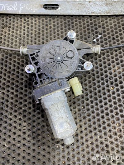 Стеклоподъёмник задний правый Киа Рио 2 Rio седан