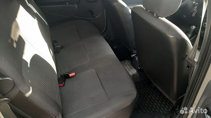 LADA Largus 1.6 МТ, 2013, 97 000 км