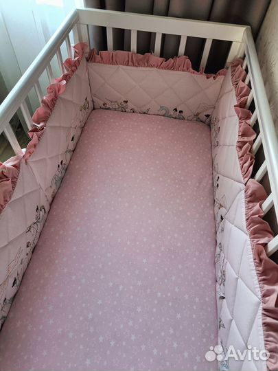 Бортики в детскую кроватку для девочки