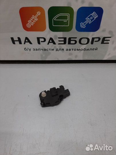 Сервопривод заслонки отопителя Jaguar Xf X250