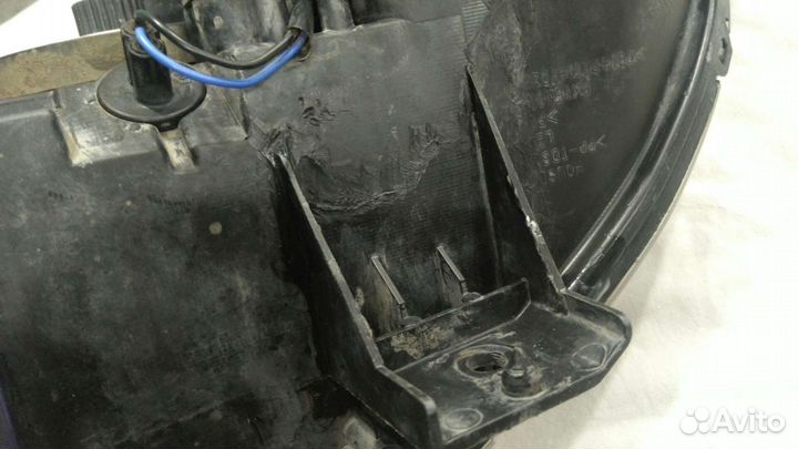 Фара Mitsubishi Outlander xl