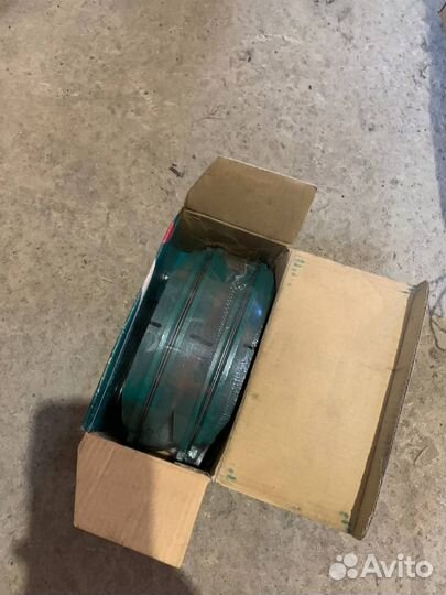 Тормозные колодки Volkswagen Amarok