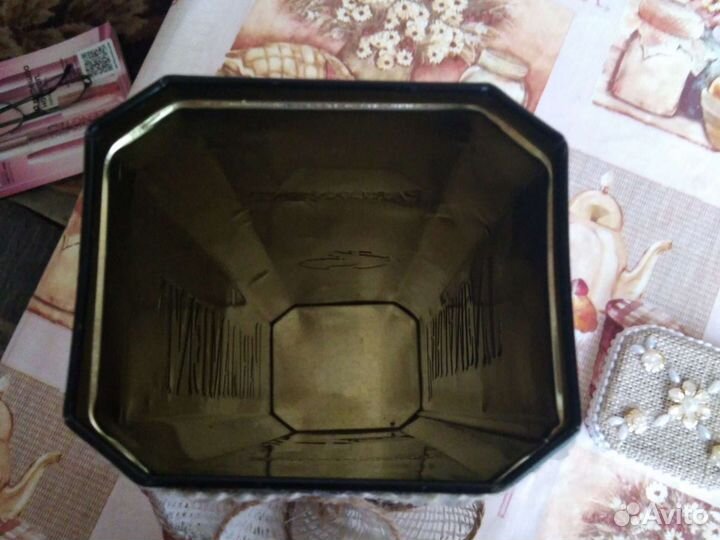 Банка - тубус. Сувенир