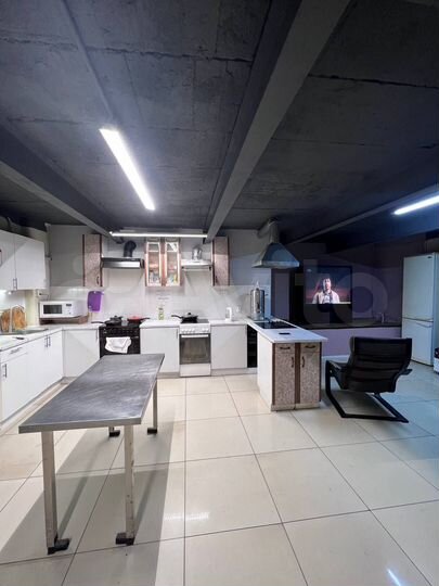 Комната 20 м² в 4-к., 1/4 эт.