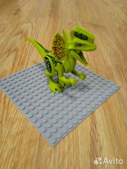 Лего динозавры велоцираптор и дилофазавр
