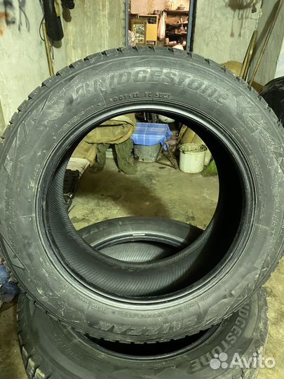 Bridgestone Blizzak DM-V2 225/60 R17 84E