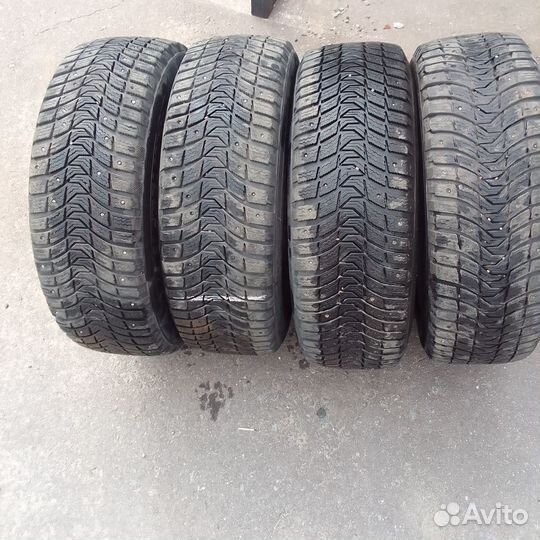 Michelin X-Ice North 3 215/65 R16 100T