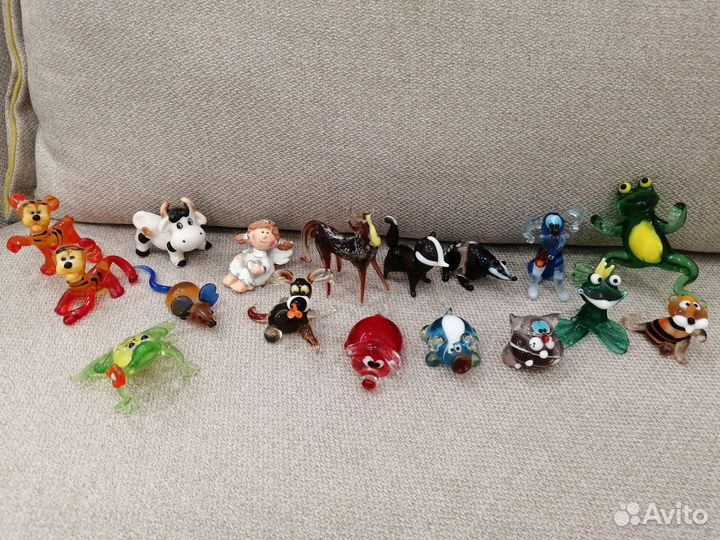 Фигурки гжель, стекло