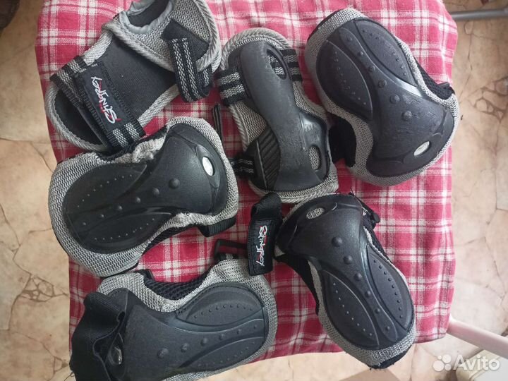 Защита для роликов, S