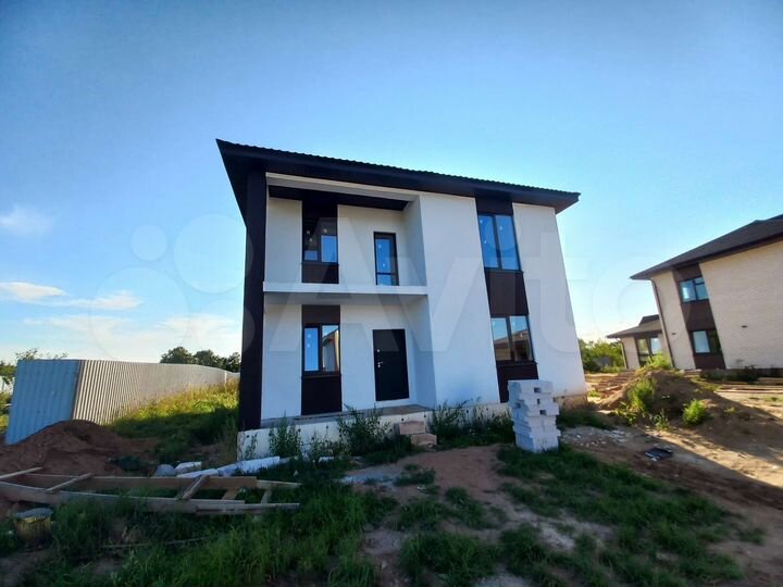 Дом 135 м² на участке 7,3 сот.