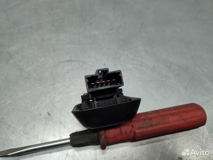 Кнопка стеклоподъёмника Honda Logo GA3 2000 г.в