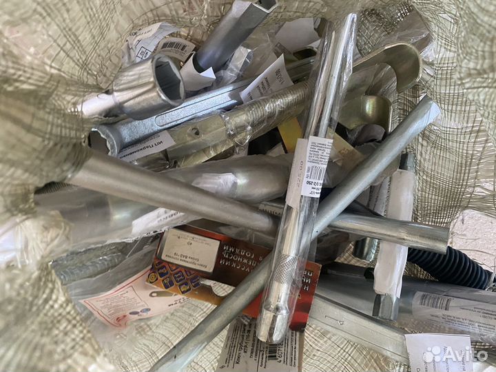 Автозапчасти