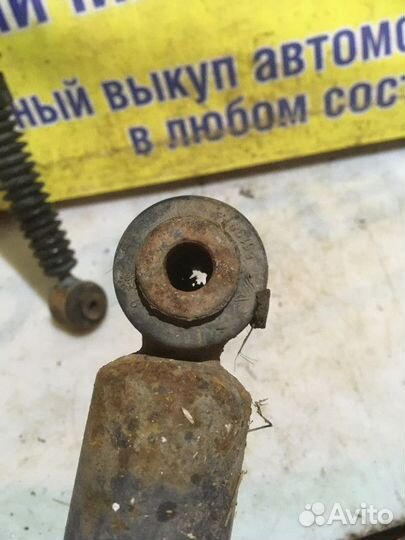 Амортизатор задний Citroen C3 Picasso