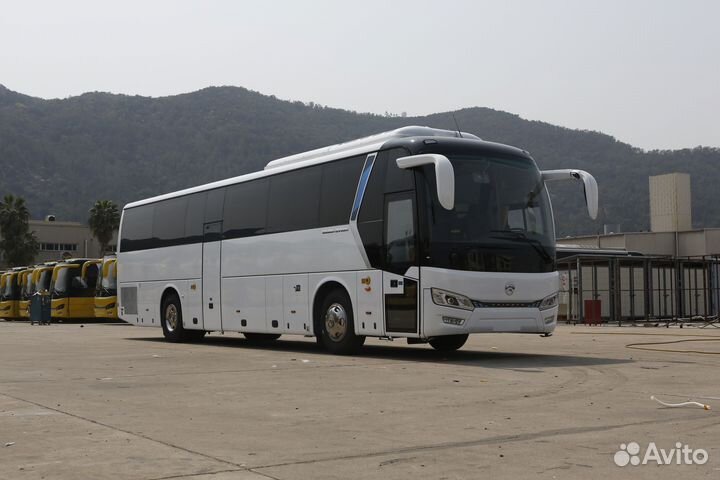 Междугородний / Пригородный автобус Golden Dragon XML6122J, 2023