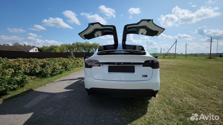 Tesla Model X 1020 л.с. AT, 2023, 8 км