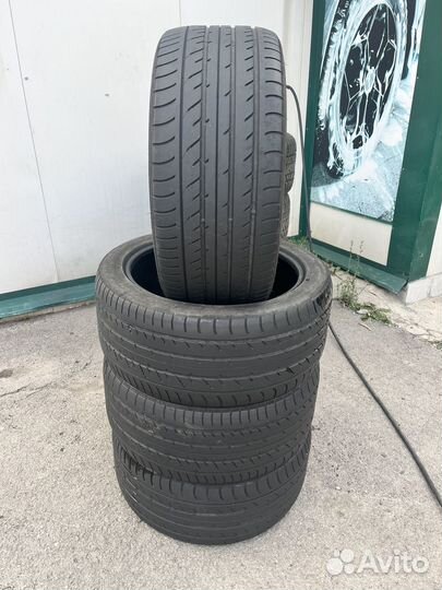 Toyo Proxes T1 Sport 295/40 R21