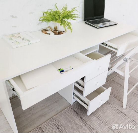 Стол письменный