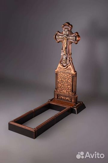 Памятник крест на могилу надгробия из камня