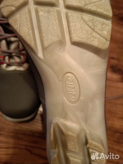 Лыжные ботинки spine