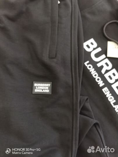 Костюм мужской Burberry