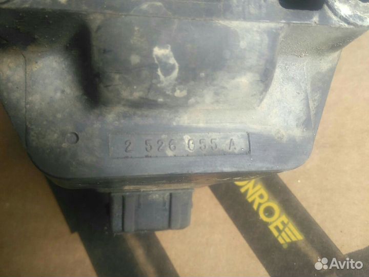 Катушка зажигания Опель Opel 2526055A