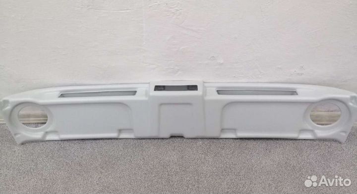 Полка Хантер-469 под магнитолу