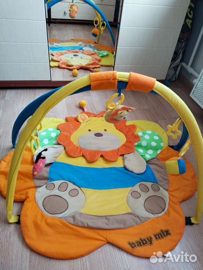 Развивающий коврик