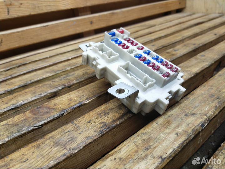 Блок предохранителей Nissan Teana J31 2006