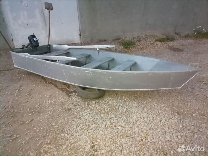 Лодка алюминиевая нерегистрат