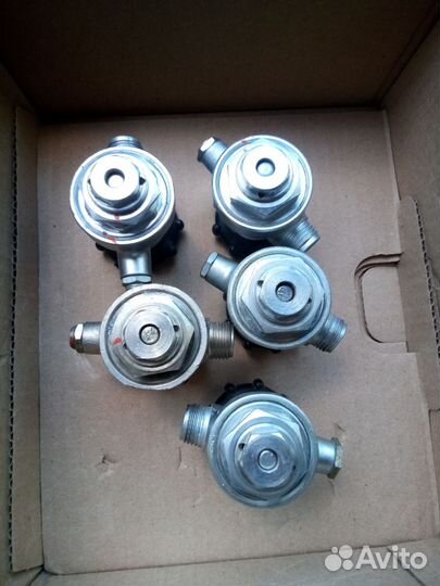 Редуктор(регулятор первой ступени) для акваланга