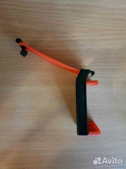 Держатель для телефона на руль