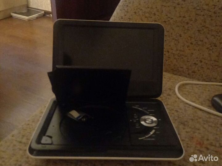 Портативный видеопроигрыватель