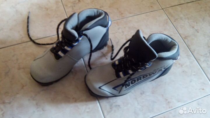 Ролики и ботинки