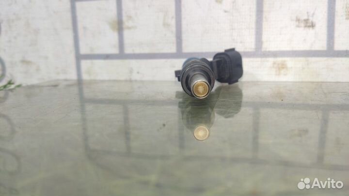 Форсунка топливная Mitsubishi Lancer CY4A 4B11