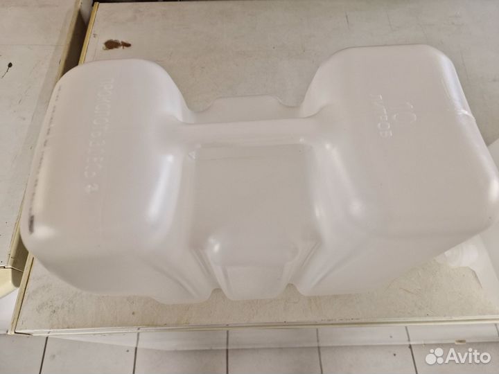 Канистра для питьевой воды с краном 10 л