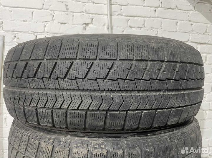 Bridgestone Blizzak VRX 205/60 R16 92Q