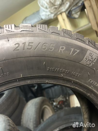 Michelin X-Ice North 4 215/65 R17C 106T