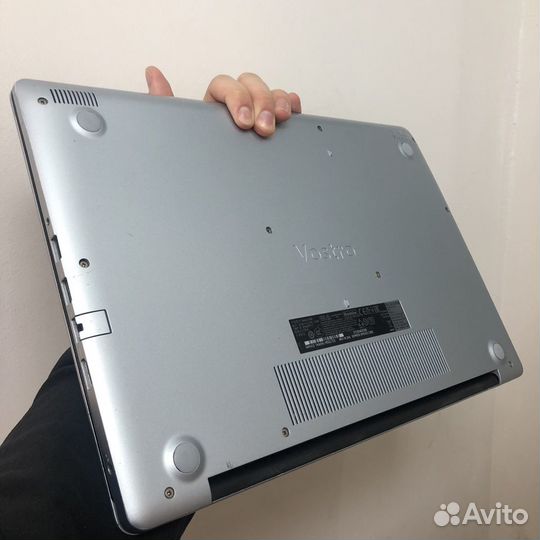 Ноутбук Dell i5-10210