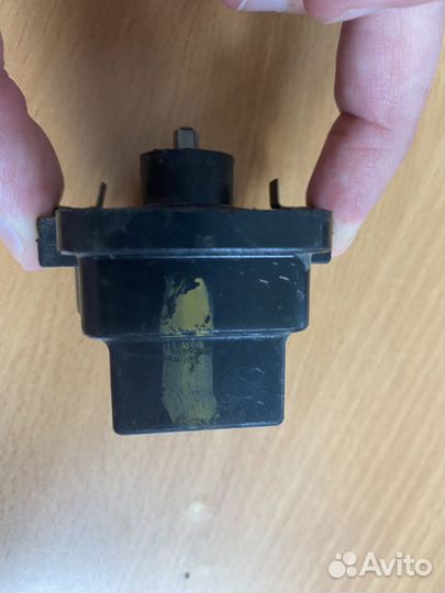 Датчик подкачки уровня пневмоподушек